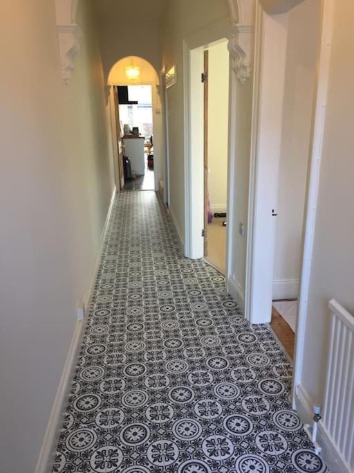 לינקולן Spacious Victorian Townhouse With Cathedral Views מראה חיצוני תמונה